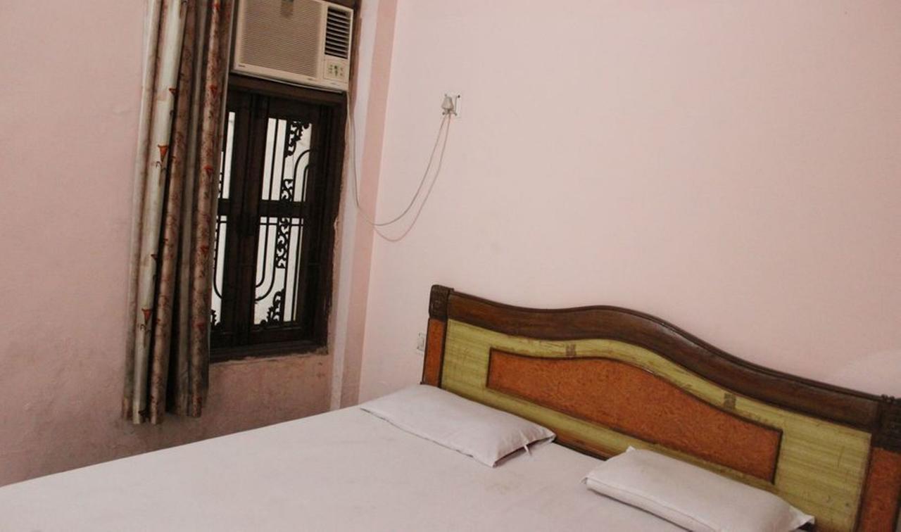 Hotel Satkar, Харидвар Экстерьер фото